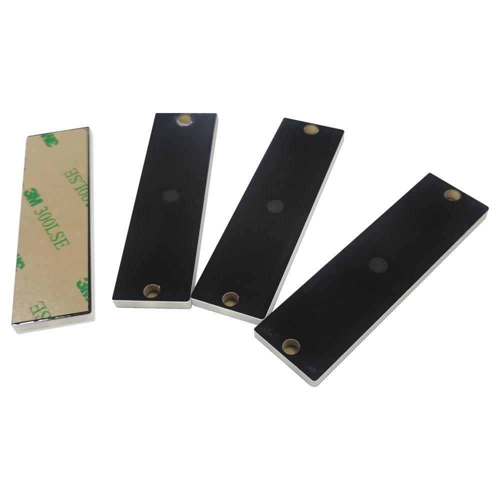 UHF flexible on-metal RFID label · 70×20 mm (RT-M107)